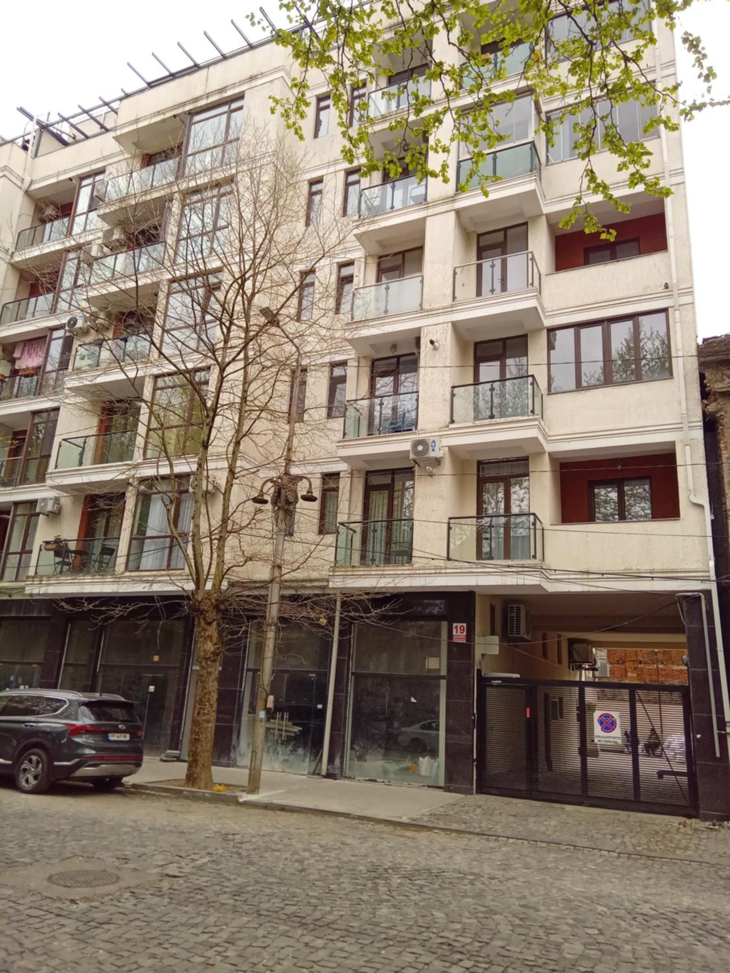 Picasso Apartment Kutaisi Exterior photo